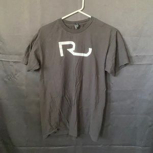 black rove shirt